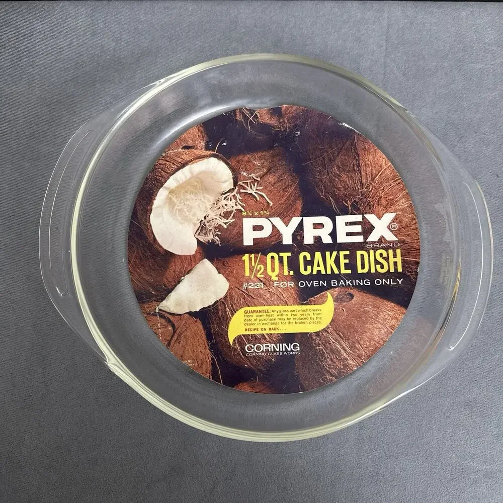 Vintage Pyrex 221 Round Cake Dish 1½ Qt NOS Original Label & Recipe Insert New
